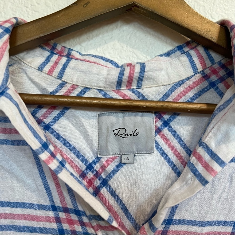 Rails- Whitney Raspberry Azure Linen Too Small - Picture 2 of 7